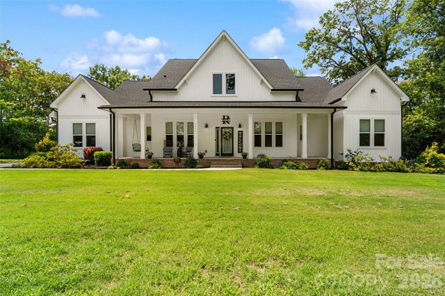 1421 Hamilton Crossroads Road, Marshville, NC 28103