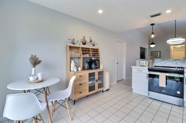 2514 Bedford Mews Drive, Wellington, FL 33414