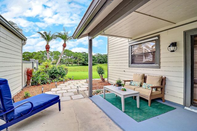 2514 Bedford Mews Drive, Wellington, FL 33414