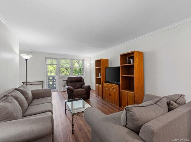 85-10 151 Avenue 2D, Howard Beach, NY 11414