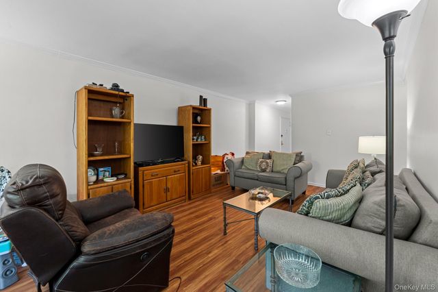 85-10 151 Avenue 2D, Howard Beach, NY 11414
