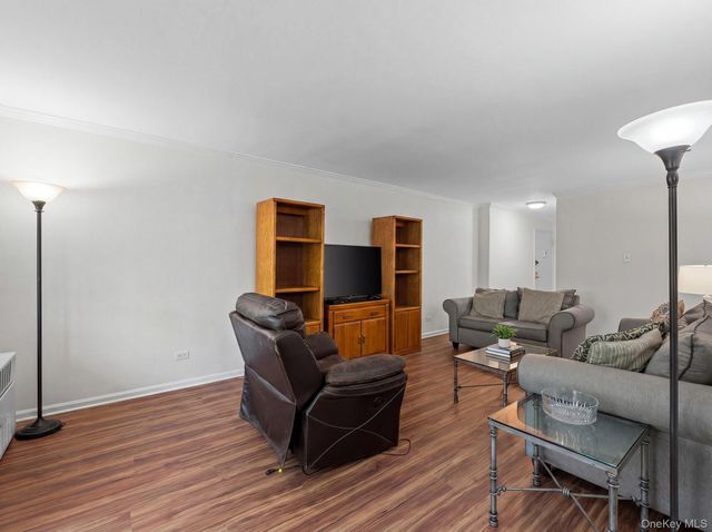 85-10 151 Avenue 2D, Howard Beach, NY 11414