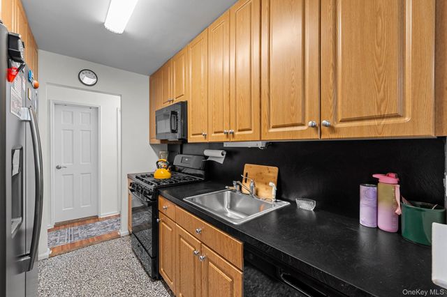 85-10 151 Avenue 2D, Howard Beach, NY 11414