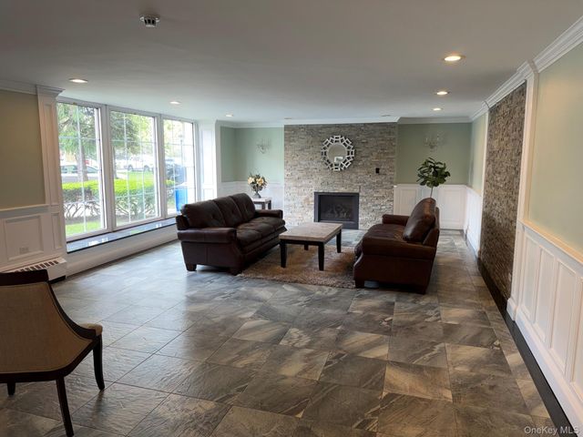85-10 151 Avenue 2D, Howard Beach, NY 11414