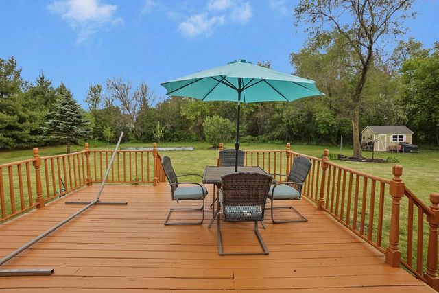 S92W35305 Barbary COURT, Eagle, WI 53119