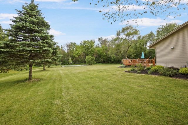 S92W35305 Barbary COURT, Eagle, WI 53119