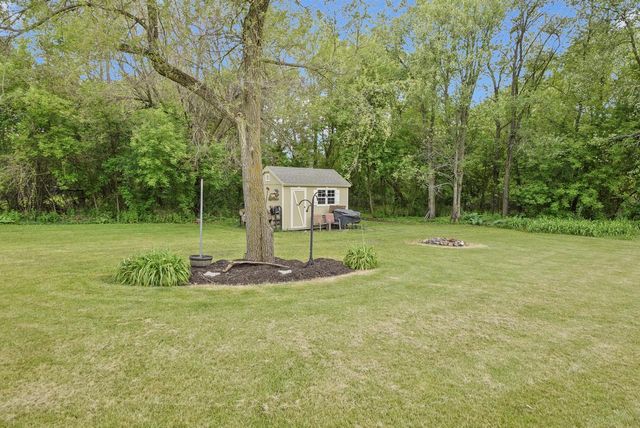 S92W35305 Barbary COURT, Eagle, WI 53119