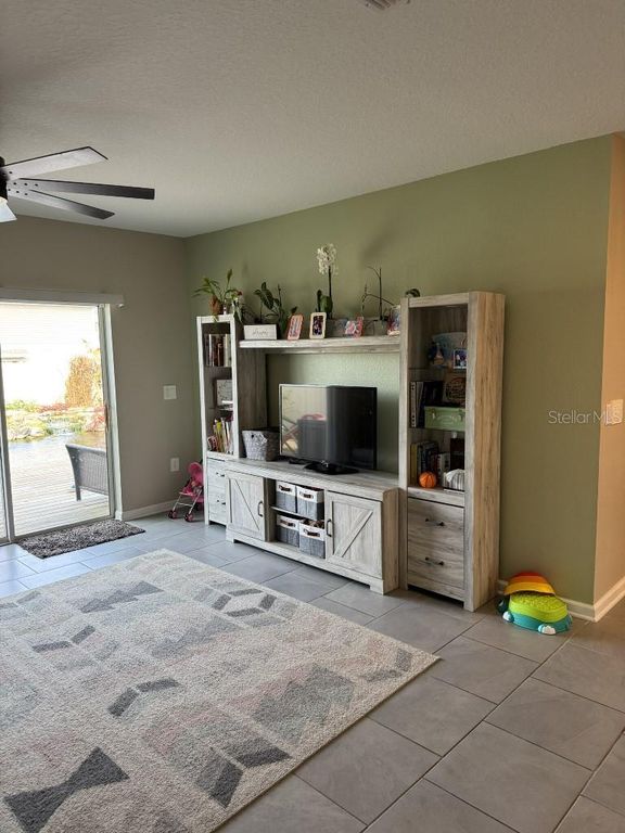 Image 10 of property listing at 5511 BRAKEN FERN WAY, Leesburg, FL 34748