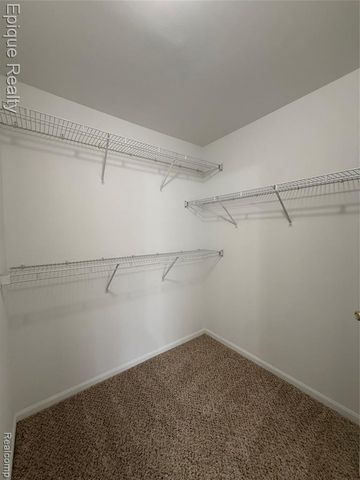 56487 Scotland Boulevard, Utica, MI 48316