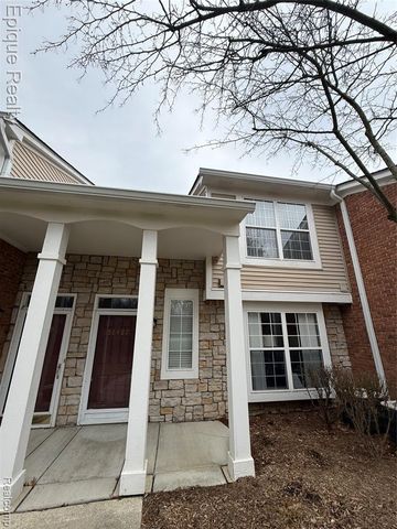 56487 Scotland Boulevard, Utica, MI 48316