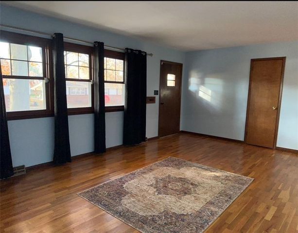 3615 Doniphan Avenue, St Joseph, MO 64507