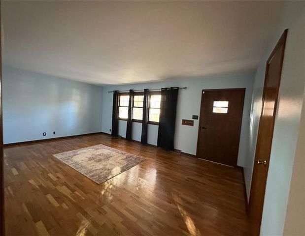 3615 Doniphan Avenue, St Joseph, MO 64507