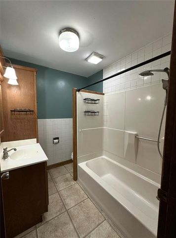 3615 Doniphan Avenue, St Joseph, MO 64507