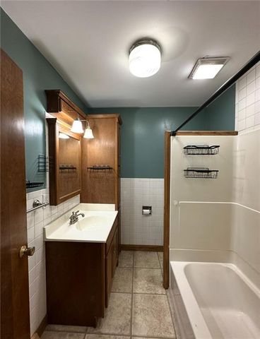 3615 Doniphan Avenue, St Joseph, MO 64507