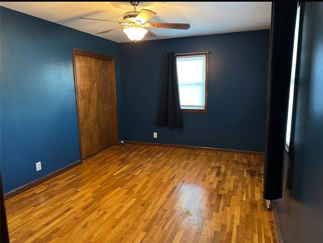 3615 Doniphan Avenue, St Joseph, MO 64507