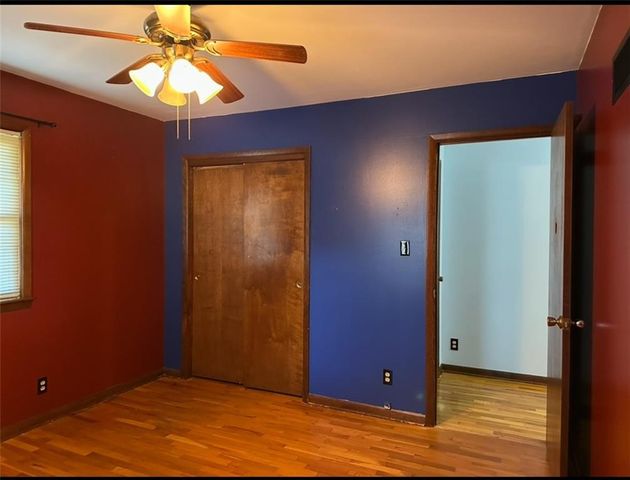 3615 Doniphan Avenue, St Joseph, MO 64507