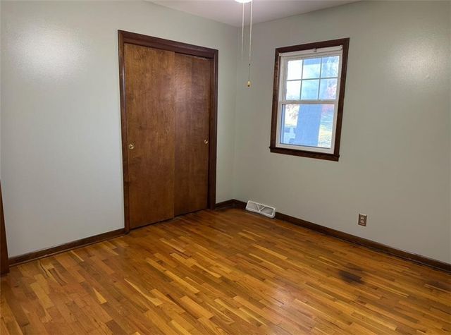 3615 Doniphan Avenue, St Joseph, MO 64507