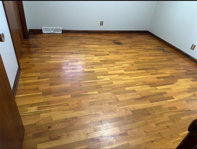 3615 Doniphan Avenue, St Joseph, MO 64507