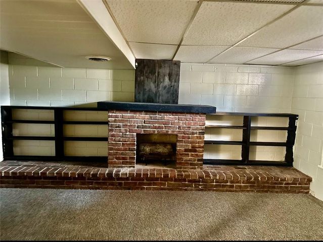 3615 Doniphan Avenue, St Joseph, MO 64507