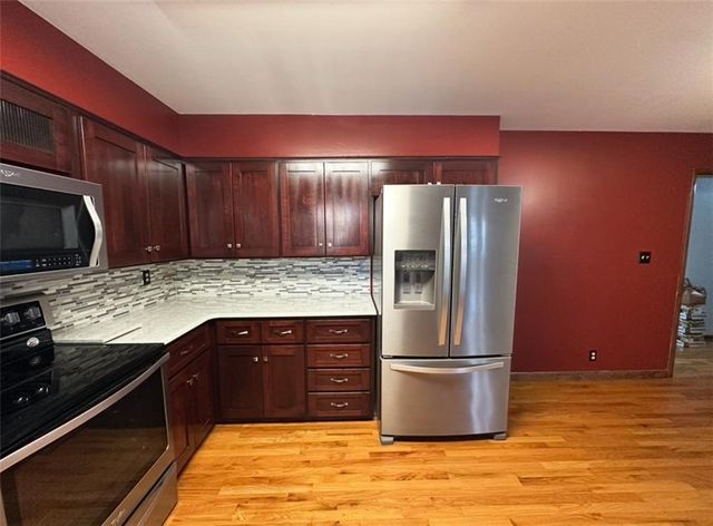 3615 Doniphan Avenue, St Joseph, MO 64507