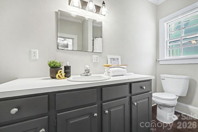 503 E Broad Street, Statesville, NC 28677