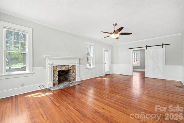 503 E Broad Street, Statesville, NC 28677