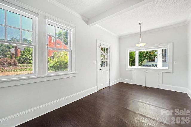 503 E Broad Street, Statesville, NC 28677