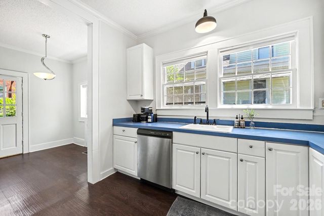 503 E Broad Street, Statesville, NC 28677