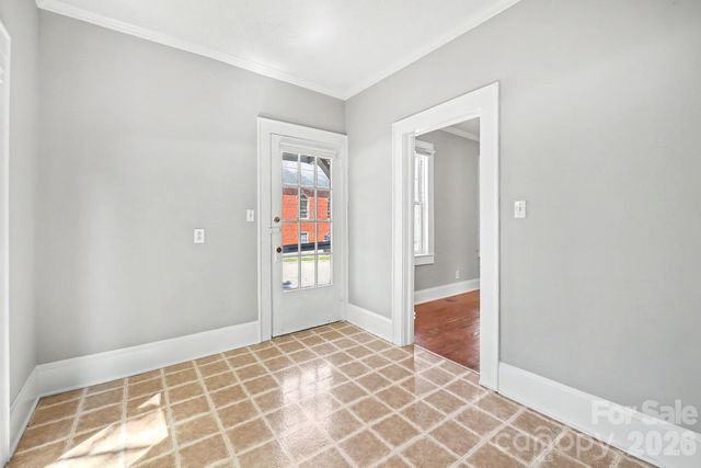 503 E Broad Street, Statesville, NC 28677