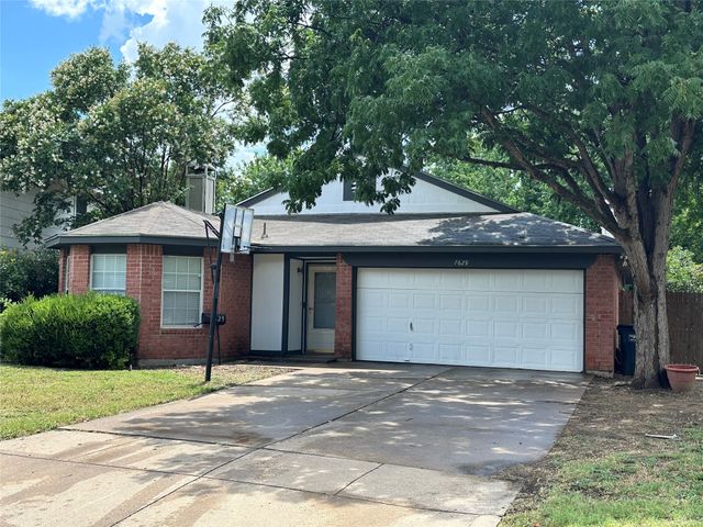 7629 Misty Ridge Drive N, Fort Worth, TX 76137