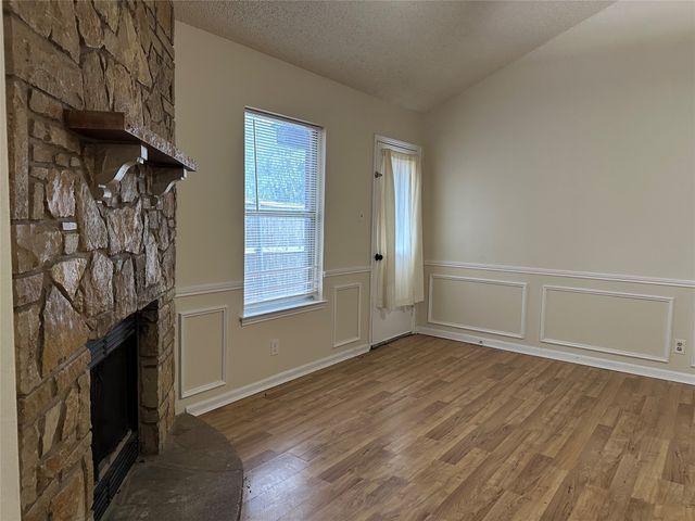 7629 Misty Ridge Drive N, Fort Worth, TX 76137