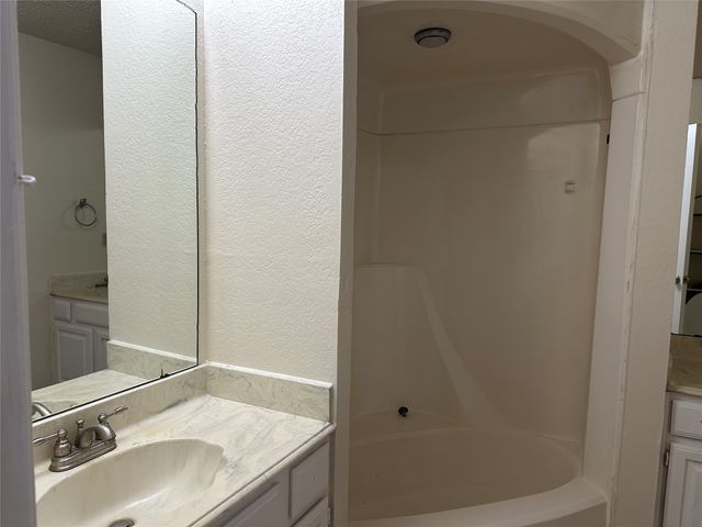 7629 Misty Ridge Drive N, Fort Worth, TX 76137