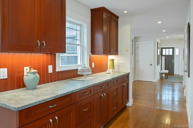 25 Hudson Avenue, Irvington, NY 10533