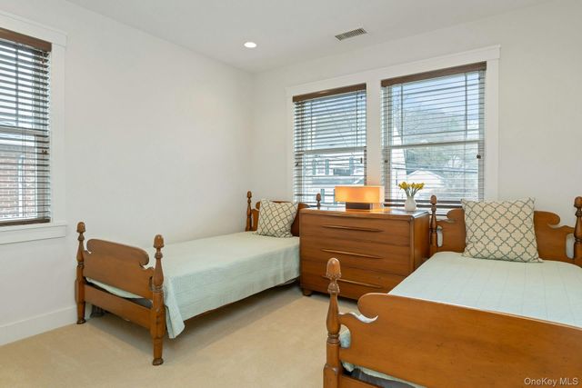 25 Hudson Avenue, Irvington, NY 10533