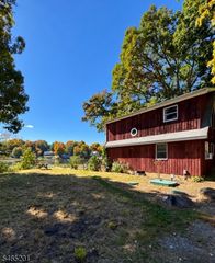 3 Water St, Vernon Twp., NJ 07422