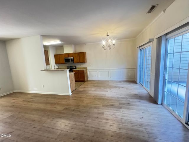 608 Carlton Commons Lane, Cary, NC 27519