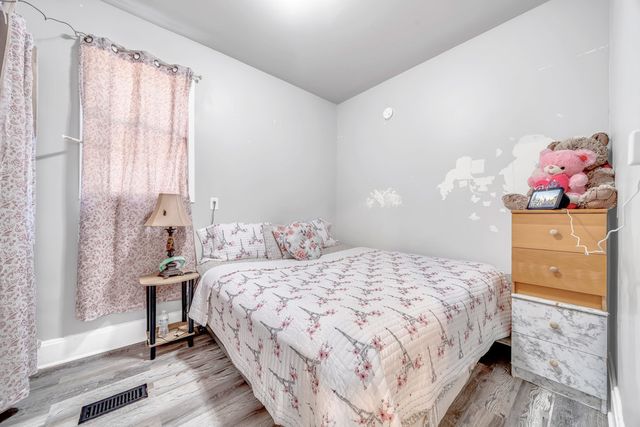 11711 S Indiana Avenue, Chicago, IL 60628