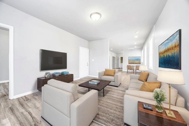 11711 S Indiana Avenue, Chicago, IL 60628