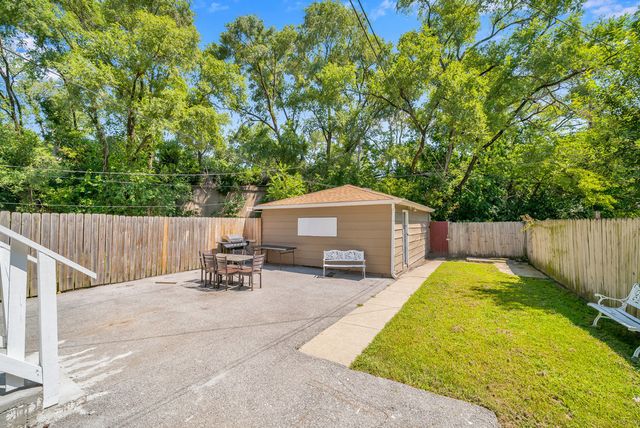 11711 S Indiana Avenue, Chicago, IL 60628