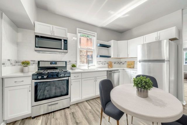 11711 S Indiana Avenue, Chicago, IL 60628