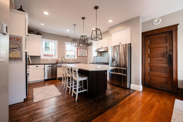 865 St Clair Avenue, Saint Paul, MN 55105