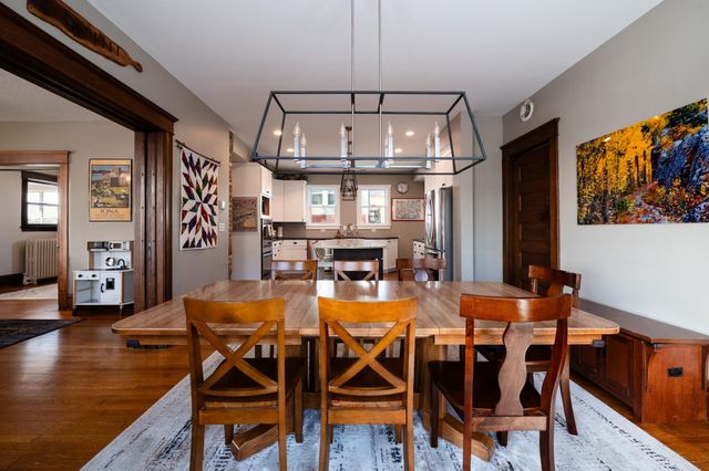 865 St Clair Avenue, Saint Paul, MN 55105