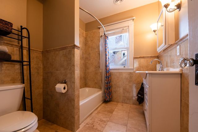 865 St Clair Avenue, Saint Paul, MN 55105