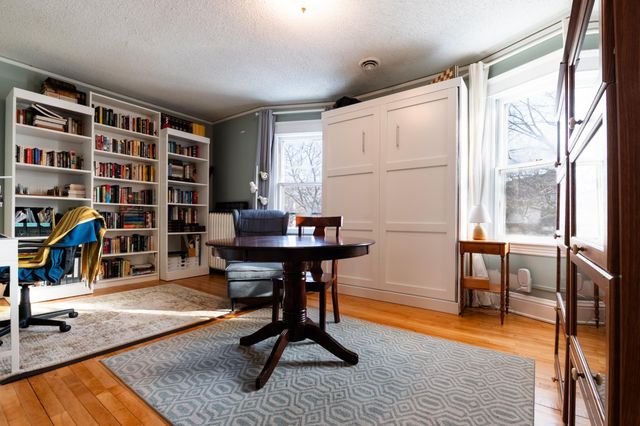 865 St Clair Avenue, Saint Paul, MN 55105