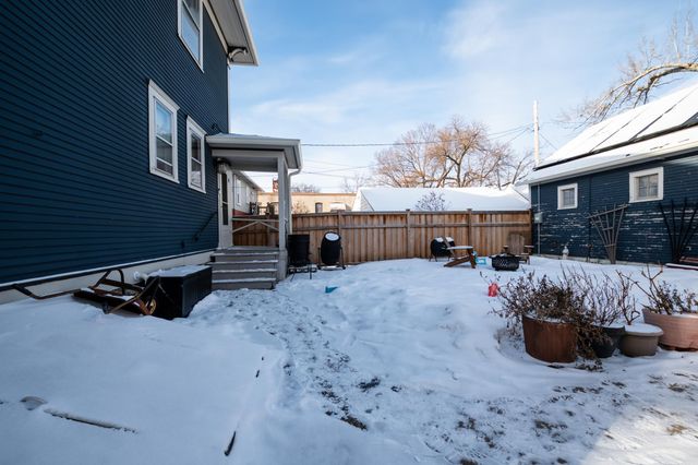 865 St Clair Avenue, Saint Paul, MN 55105