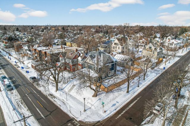 865 St Clair Avenue, Saint Paul, MN 55105