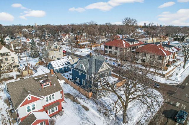 865 St Clair Avenue, Saint Paul, MN 55105