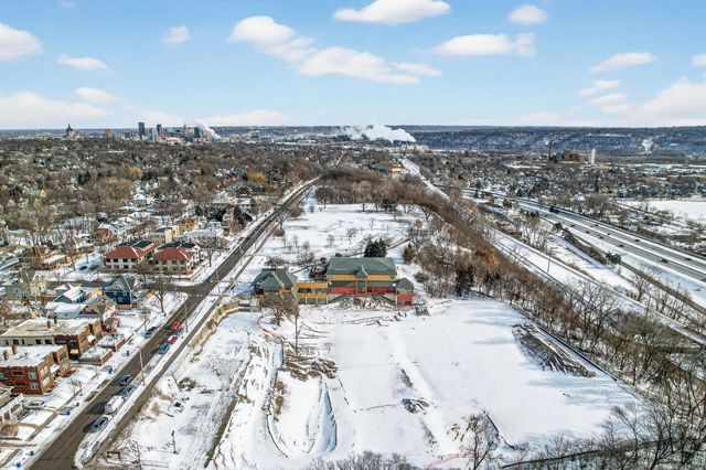 865 St Clair Avenue, Saint Paul, MN 55105