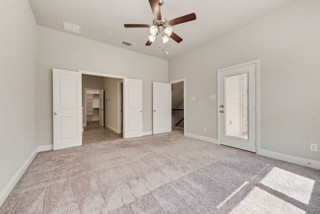 281 Scotia Street, Lewisville, TX 75056