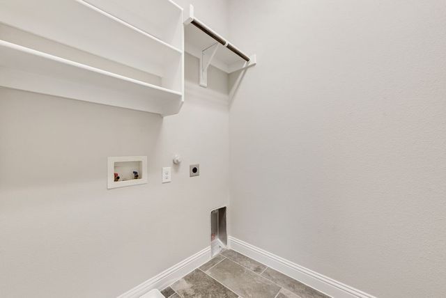 281 Scotia Street, Lewisville, TX 75056